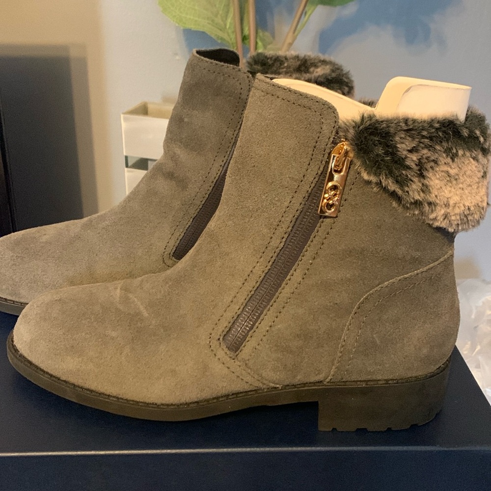 Cole Haan waterproof boots size 7 1/2